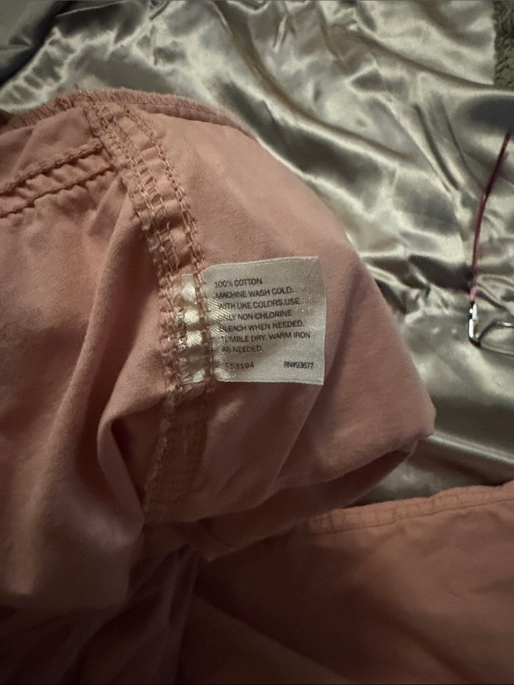 St. John's Bay Light Pink Cargo Capris - Picture 4 of 4